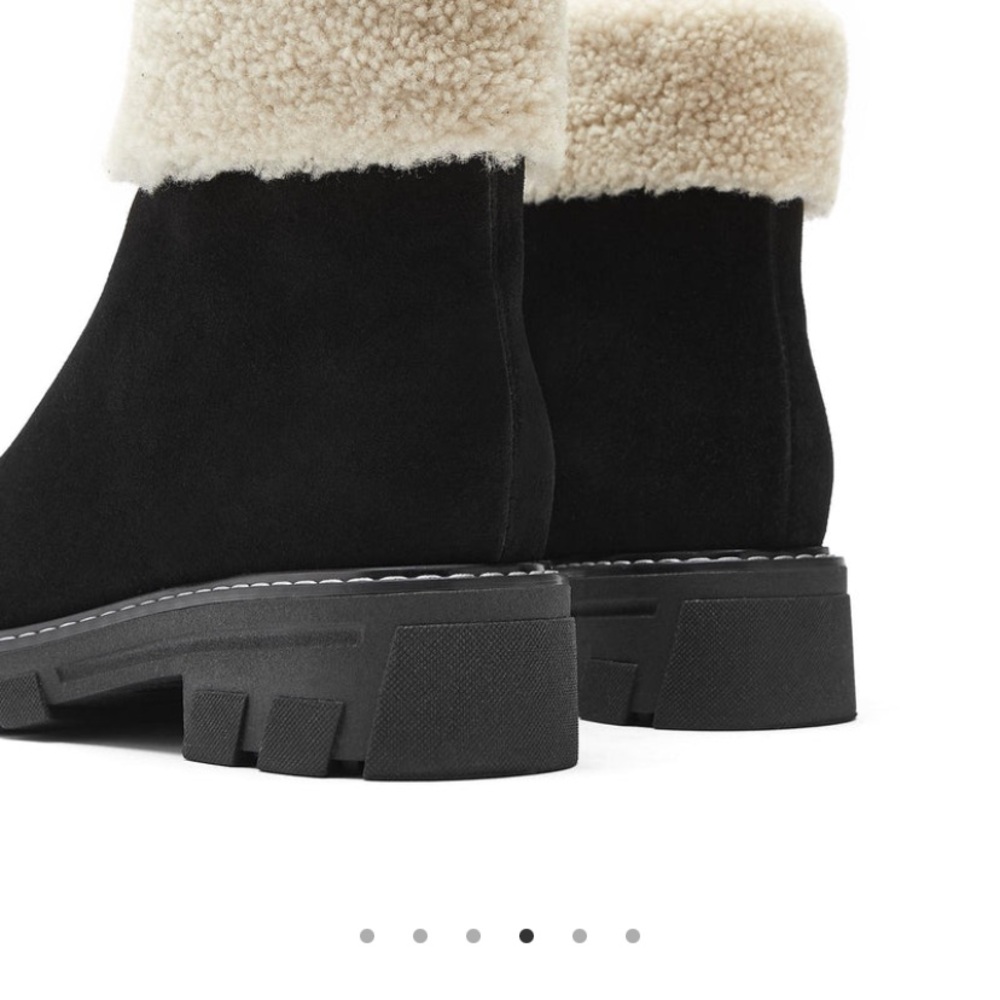 La Canadienne Abba suede bootie in black - Picture 3 of 3